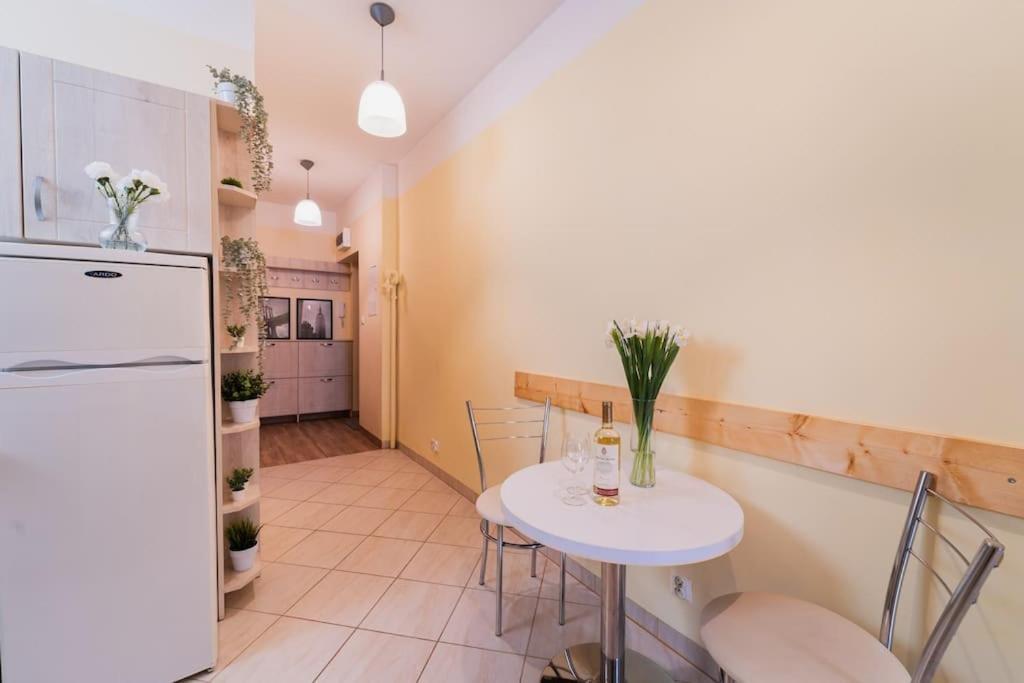 Market Square - Street Rynek 24 -2 Rooms Вроцлав Экстерьер фото