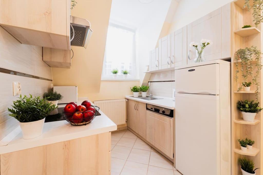 Market Square - Street Rynek 24 -2 Rooms Вроцлав Экстерьер фото